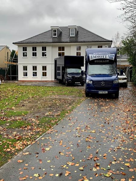 Emmott and Son Removals and Storage Ltd