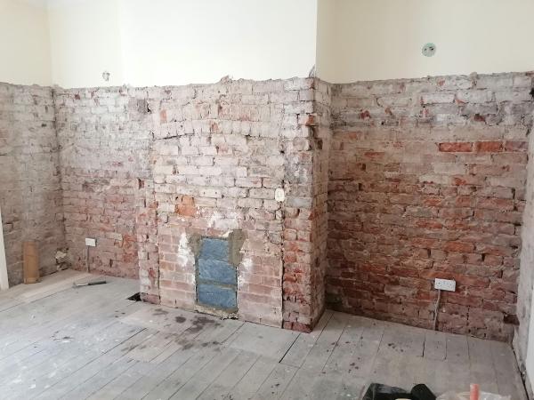 E J C Builders & Damp Proofing Specialists