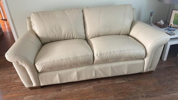 Mobile Upholstery Repairs & Leather Cleaning