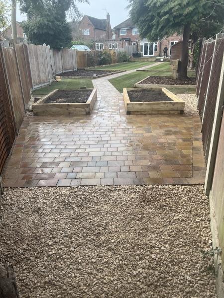 Clean Cut Landscapes & Driveways (Swadlincote