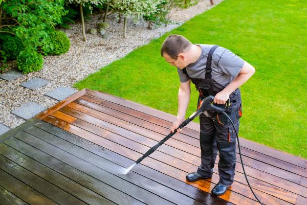 Pressure Jet Washing