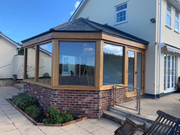 Cullompton Glass and Glazing Ltd