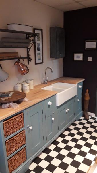 Country Style Furniture