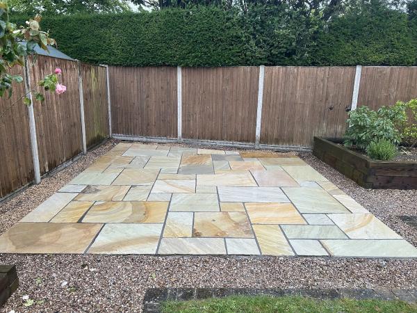 LJ Landscapes Ltd