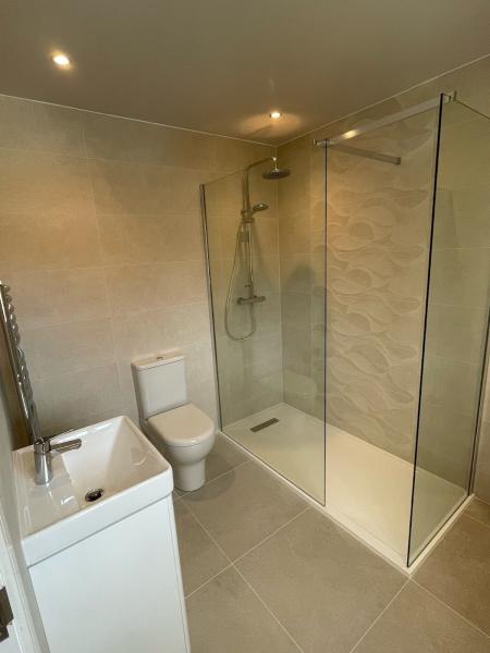 Complete Bathrooms & Kitchens Ltd