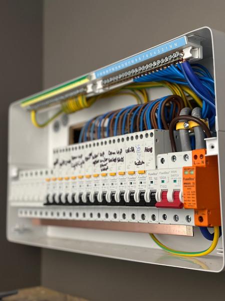 Keetons Electrical Contractors Ltd