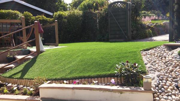 Paul Evans Artificial Grass