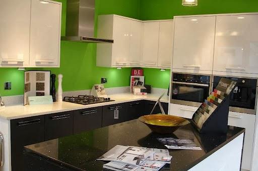 Hitchings & Thomas Ltd