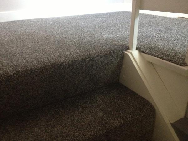 Dixons Carpets and Flooring