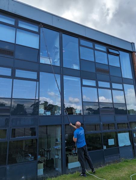 MJ Donnelly Window Cleaning Services