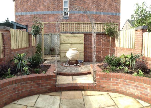 Rowan Tree Garden Design (Landscaping and Paving)