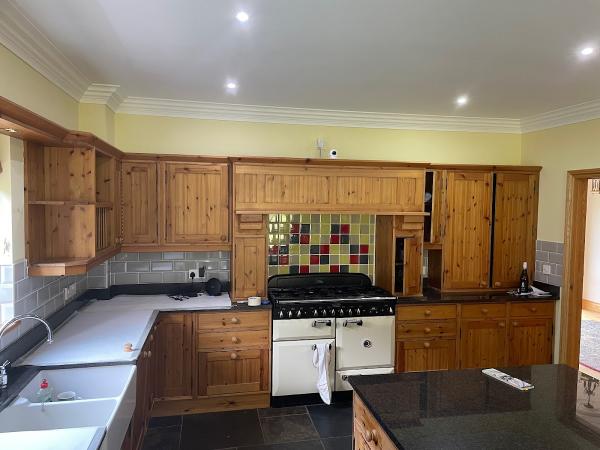 IAR Specialist Kitchen Painting