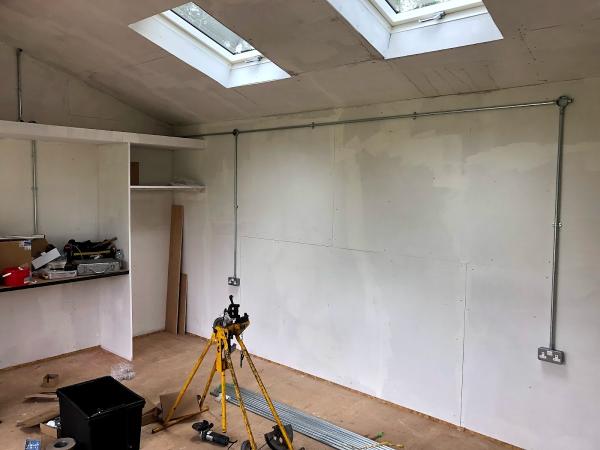 SR Electrical Services Serving the Community