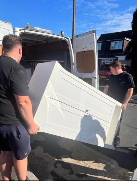 Simms Movements Man and van Services & Light Removals