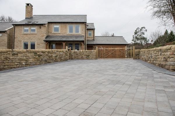 Oakwell Paving Ltd