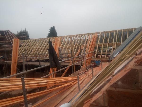 J&M Roofing Ltd