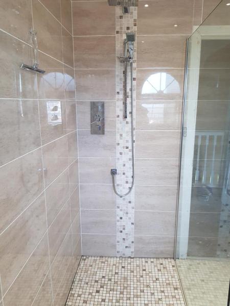 Mark Moore Tiling