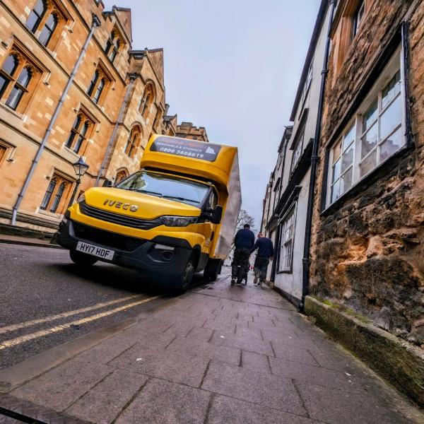 Superb Moves Swindon Removals