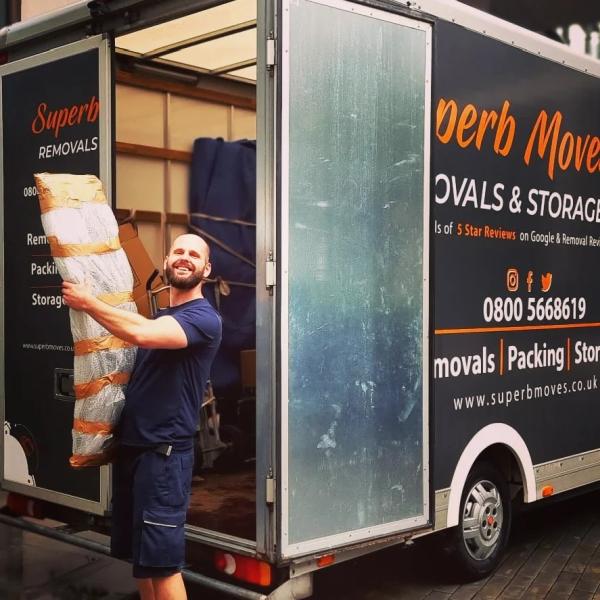 Superb Moves Swindon Removals