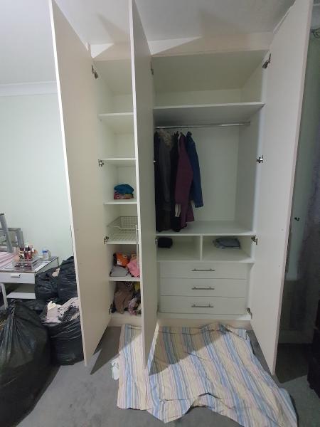 Kraft Fitted Wardrobe