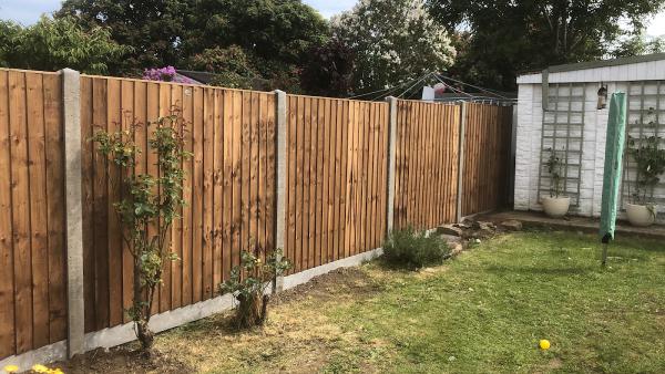 Select Fencing Co
