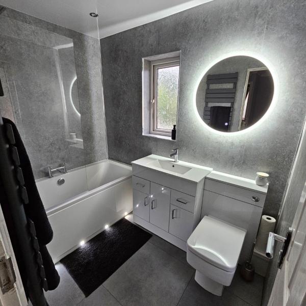 Ian Hayes Bathroom Fitter in Doncaster