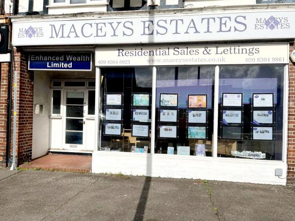 Maceys Estates