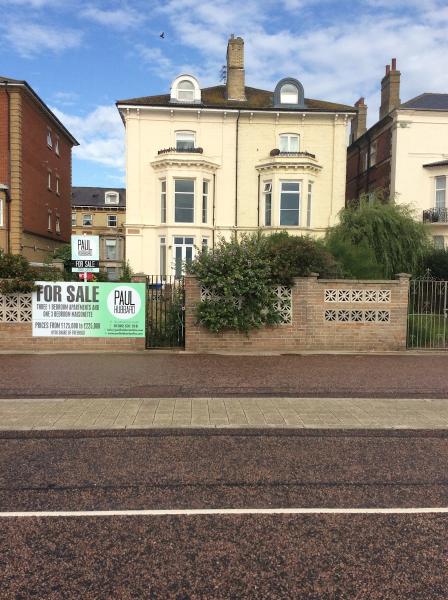 Paul Hubbard Estate Agents